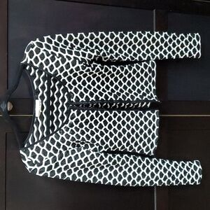 🆕 Black & white cardigan